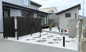 フェンス・敷石・玄関アプローチの外構工事